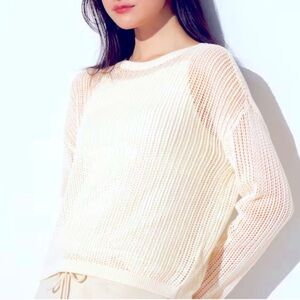 Uniqlo Cream Women's Sweater